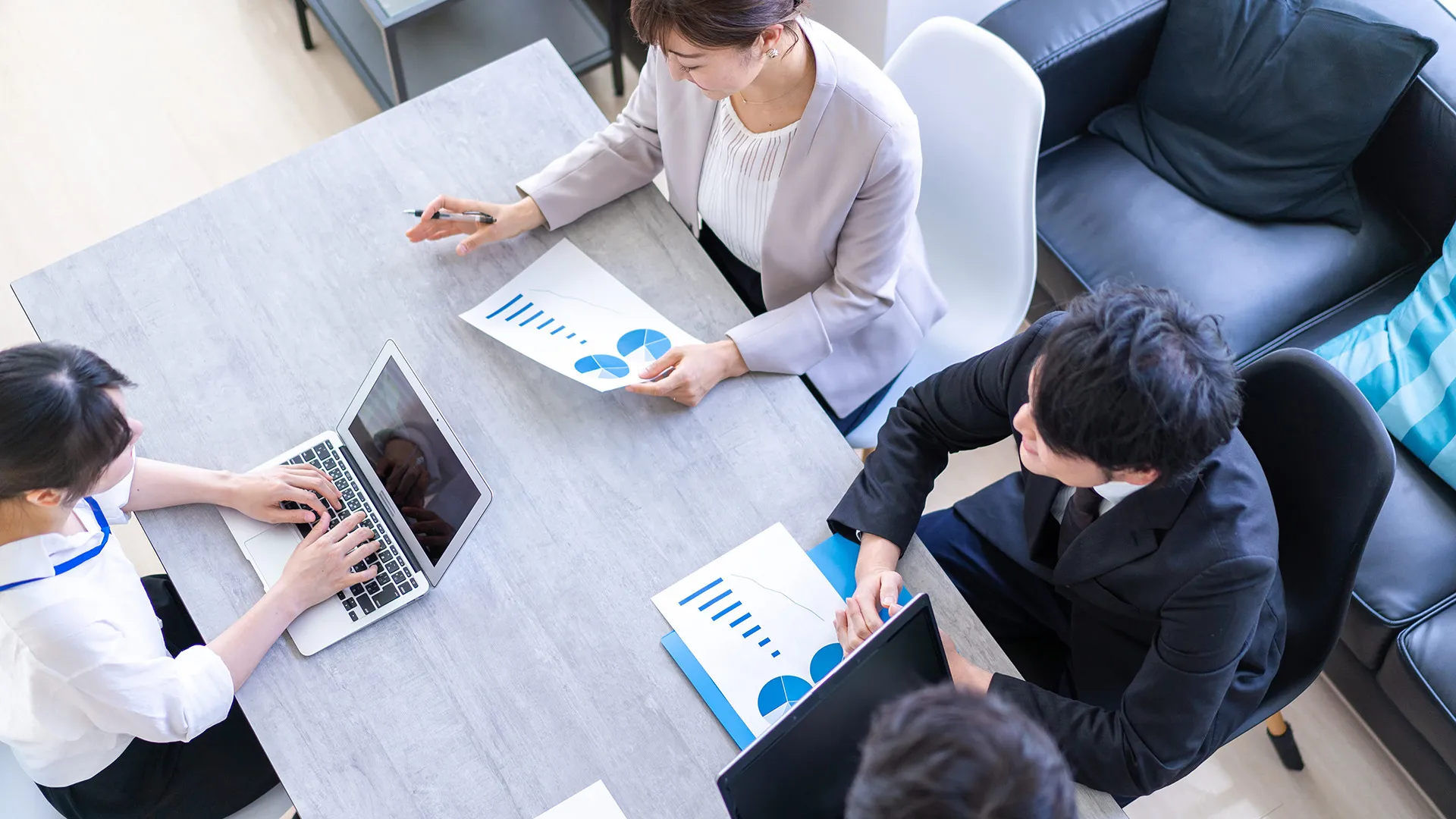 株式会社Mr財務屋